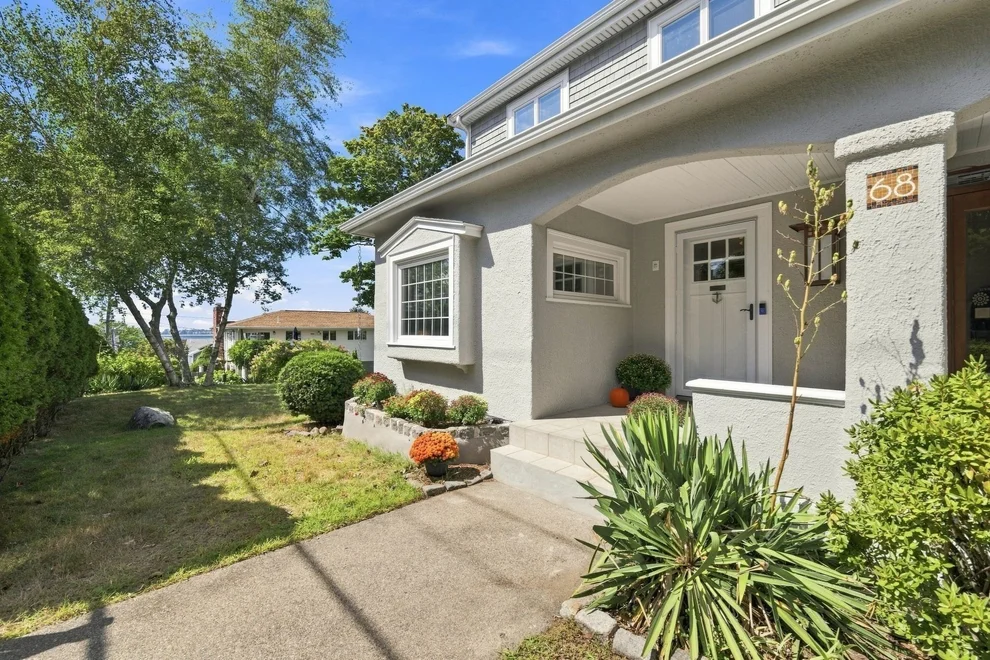 Unit for sale at 68 Gardner Rd, Nahant, MA 01908