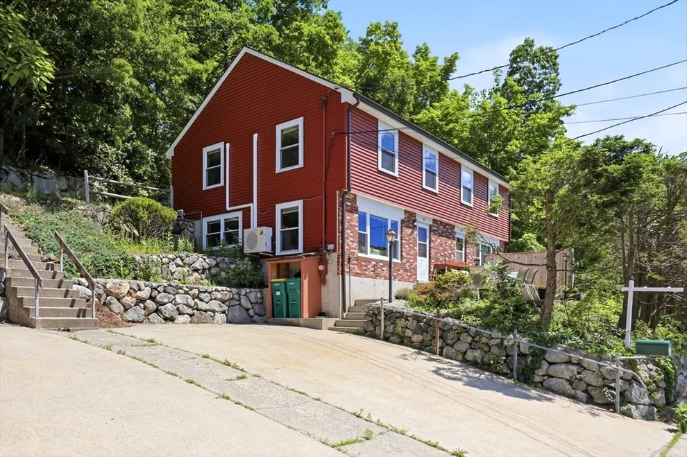 Unit for sale at 37 Mountain St, Woburn, MA 01801
