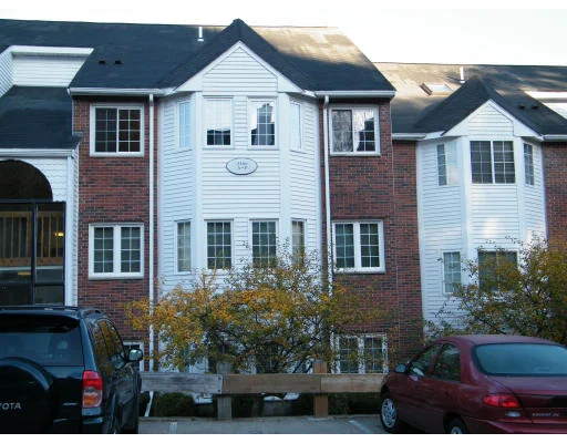 Unit for sale at 206 Tall Oaks Dr, Weymouth, MA 02190
