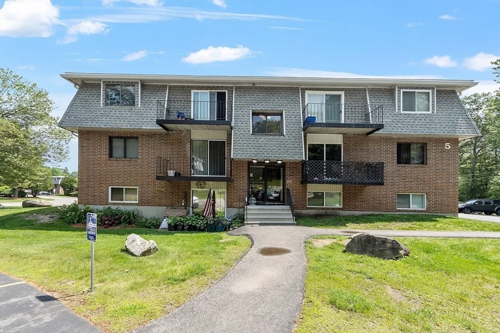 Unit for sale at 176 Maple Ave, Rutland, MA 01543