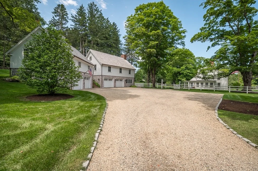 Unit for sale at 968 Bay Road, Hamilton, MA 01982