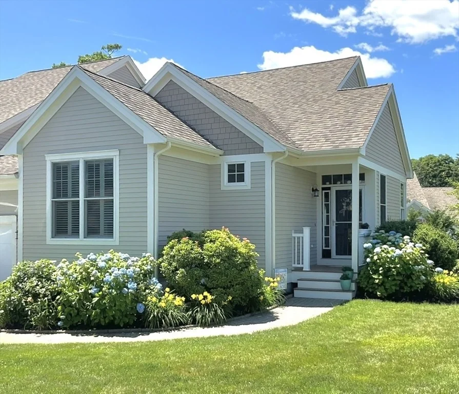 Unit for sale at 16 Twin Oaks Dr, Mashpee, MA 02649