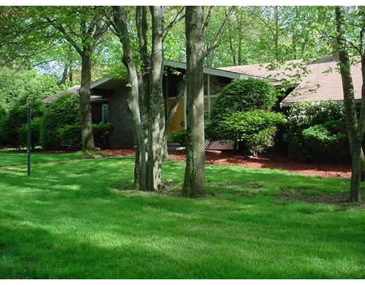 Unit for sale at 165 Lincoln Parkway, Lowell, MA 01851