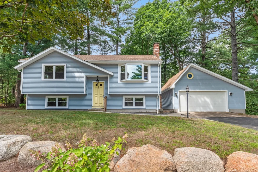 Unit for sale at 3 Jason Cir, North Attleboro, MA 02760