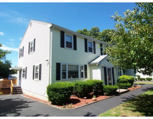 Unit for sale at 6 Andrea Dr, Canton, MA 02021