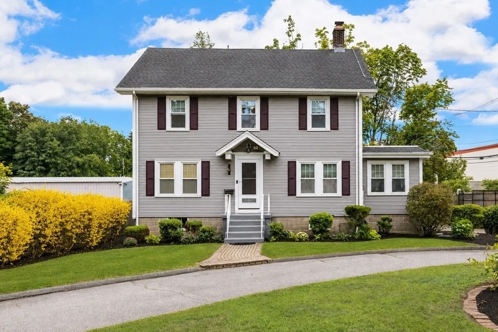 Unit for sale at 820 Beaver St, Waltham, MA 02452