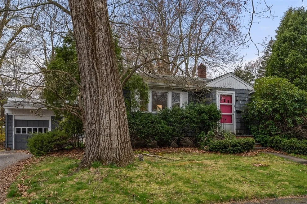 Unit for sale at 25 Spruce St, Milton, MA 02186