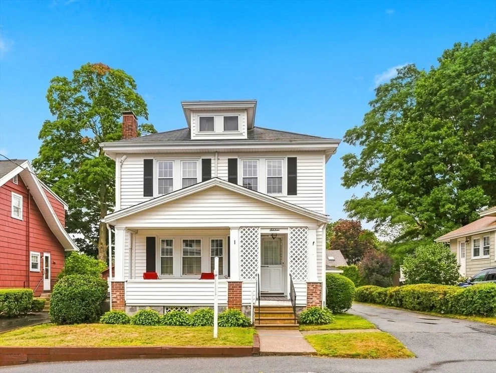 Unit for sale at 16 Elmlawn Rd, Braintree, MA 02184