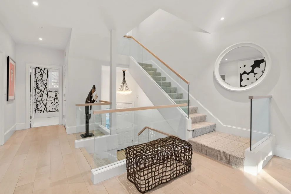 Unit for sale at 338 Boylston St, Newton, MA 02459