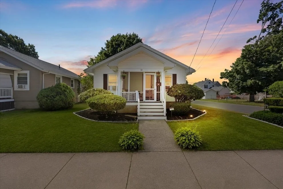 Unit for sale at 10 Elizabeth Street, Taunton, MA 02780