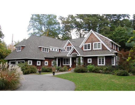 Unit for sale at 762 Blue Hill Ave, Milton, MA 02186