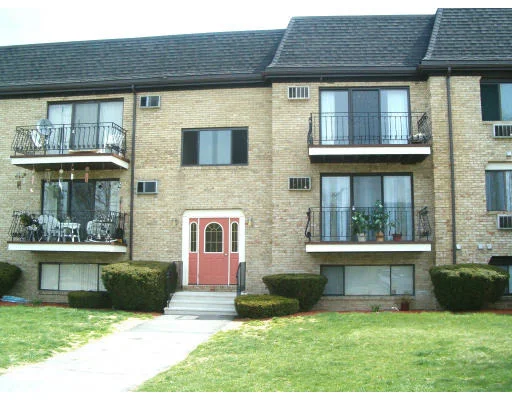 Unit for sale at 301 Pawtucket Blvd, Lowell, MA 01854