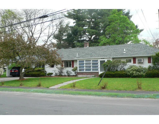 Unit for sale at 33 Bradford Rd, Natick, MA 01760