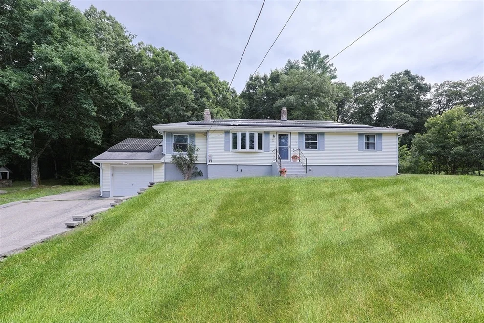 Unit for sale at 1 Upper Gore Rd, Webster, MA 01570