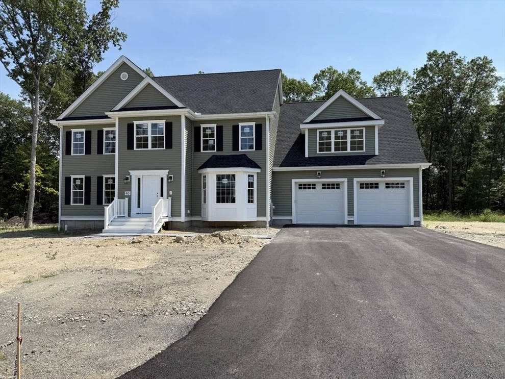 Unit for sale at 40 Sperry Ln, North Attleboro, MA 02760