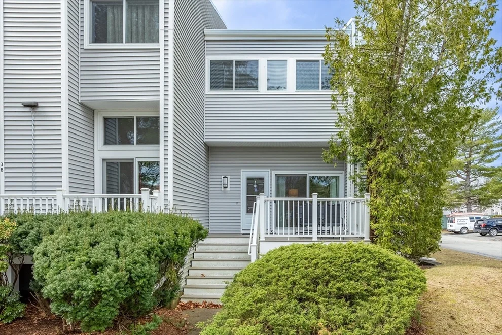 Unit for sale at 255 North Rd, Chelmsford, MA 01824