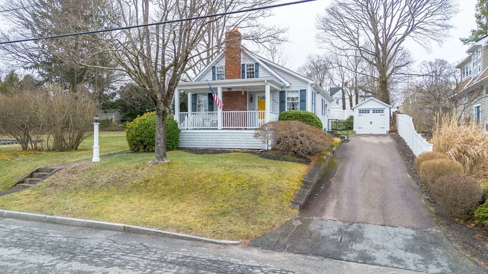 Unit for sale at 665 Main St, Somerset, MA 02726