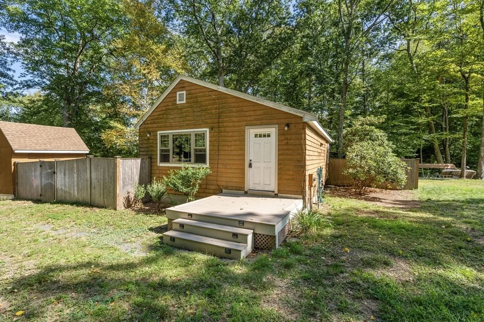 Unit for sale at 20 Rowell Rd, Wrentham, MA 02093