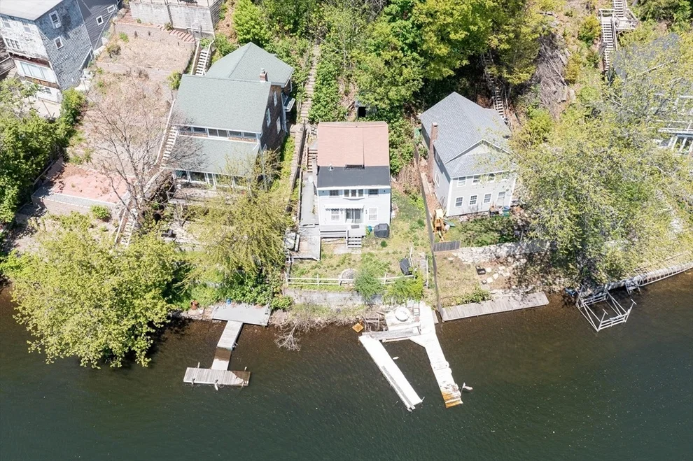 Unit for sale at 22-A Oakland Ave, Shrewsbury, MA 01545