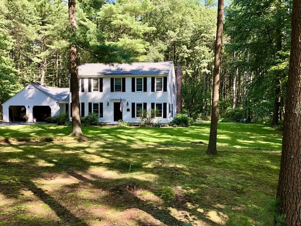 Unit for sale at 19 Green Needles Rd, Littleton, MA 01460