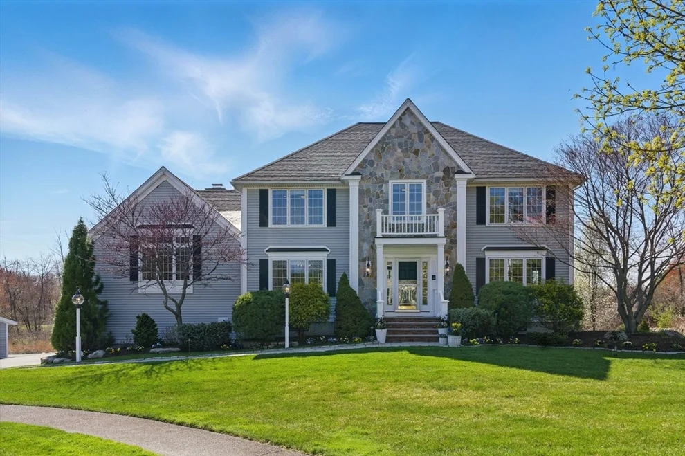 Unit for sale at 58 Bridle Path, Tewksbury, MA 01876