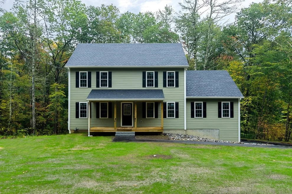 Unit for sale at 76 North Brookfield Rd, New Braintree, MA 01531