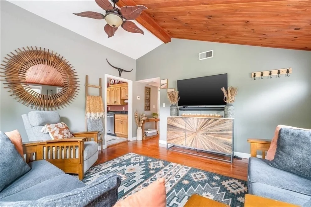 Unit for sale at 18 Carol Ave, Pembroke, MA 02359