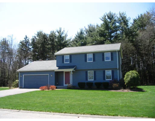 Unit for sale at 7 Rosalie Lane, Southampton, MA 01073