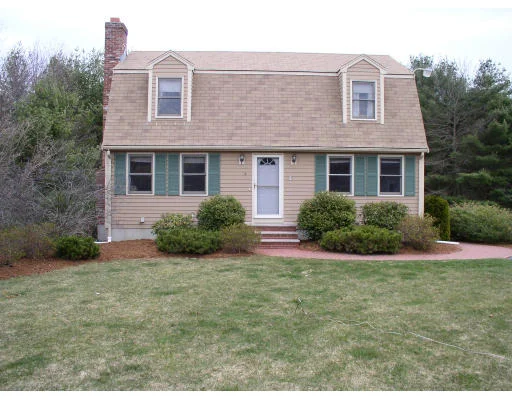 Unit for sale at 4 Erin Lane, Norton, MA 02766