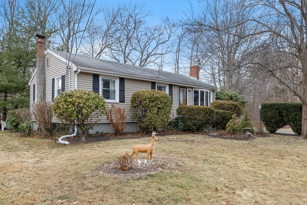 Unit for sale at 90 Washington Ter, Whitman, MA 02382