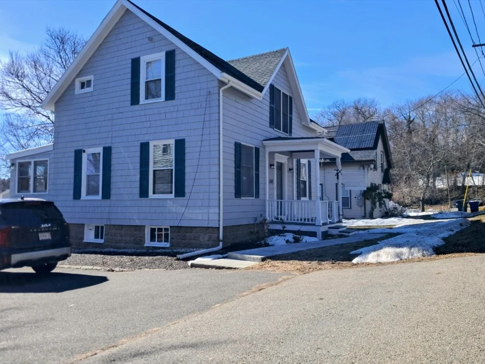 Unit for sale at 187 Hamilton St, Saugus, MA 01906