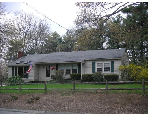 Unit for sale at 51 Morse Street, Foxboro, MA 02035