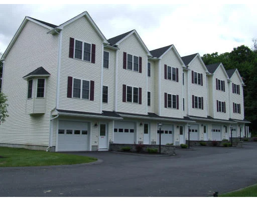 Unit for sale at 35 Fredonian, Shirley, MA 01464