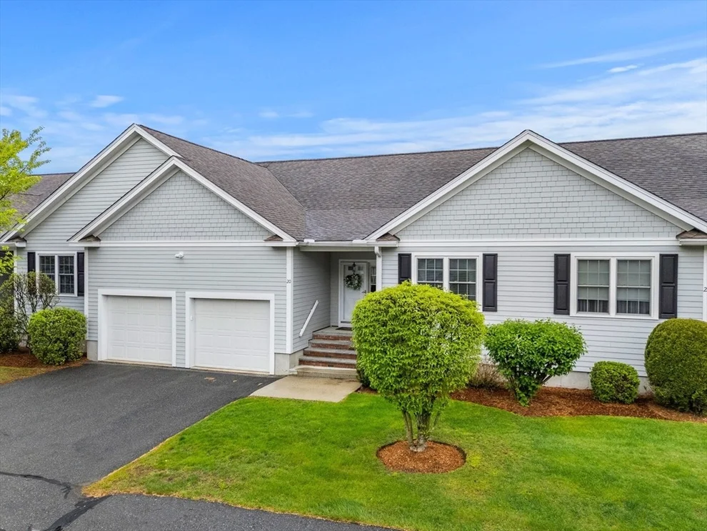 Unit for sale at 20 Russell Farm Dr, Methuen, MA 01844