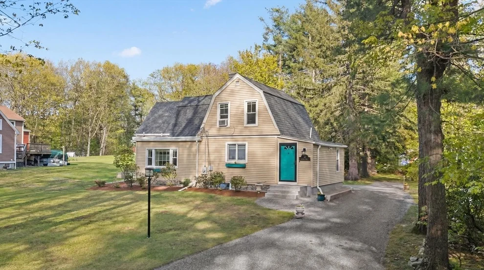 Unit for sale at 31 Mixter Rd, Holden, MA 01520