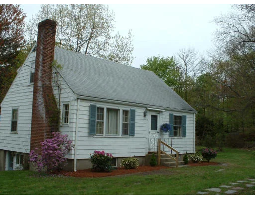 Unit for sale at 8 Cary Avenue, Lexington, MA 02421
