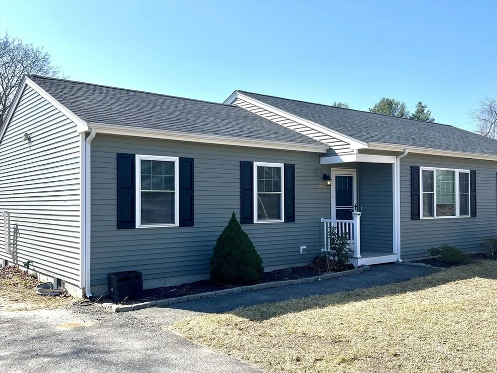 Unit for sale at 8 Mill St, Wareham, MA 02576