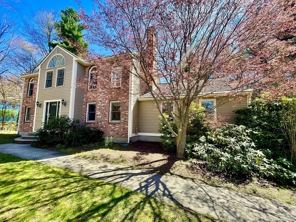 Unit for sale at 128 Upton Rd, Westborough, MA 01581