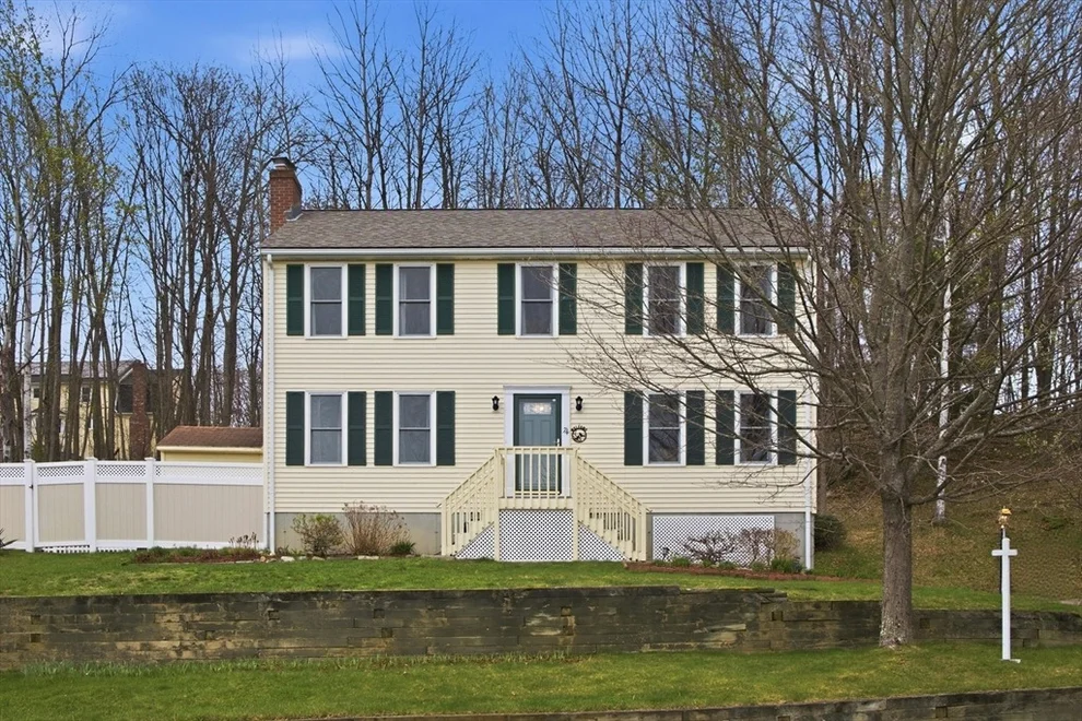 Unit for sale at 74 Bracken Drive, Marlborough, MA 01752