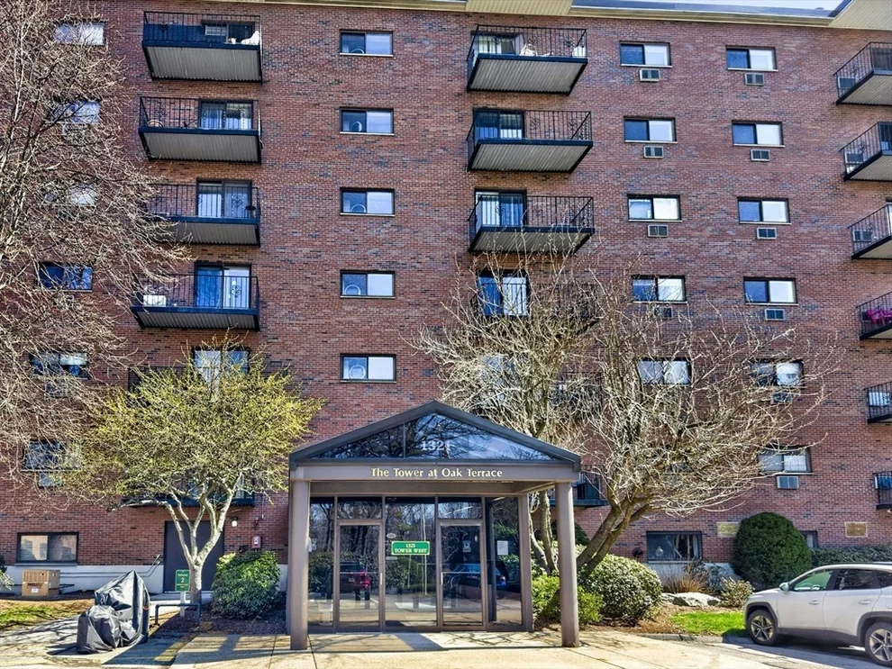 Unit for sale at 1321 Worcester Rd, Framingham, MA 01701