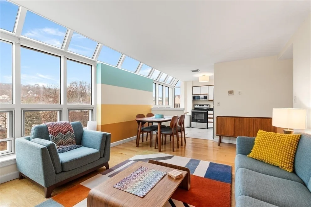 Unit for sale at 1 Watermill Pl, Arlington, MA 02476