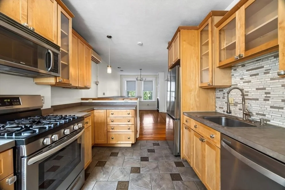 Unit for sale at 23 Netherlands Rd, Brookline, MA 02445
