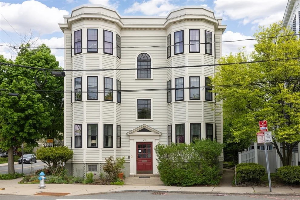 Unit for sale at 47 Vassal Lane, Cambridge, MA 02138