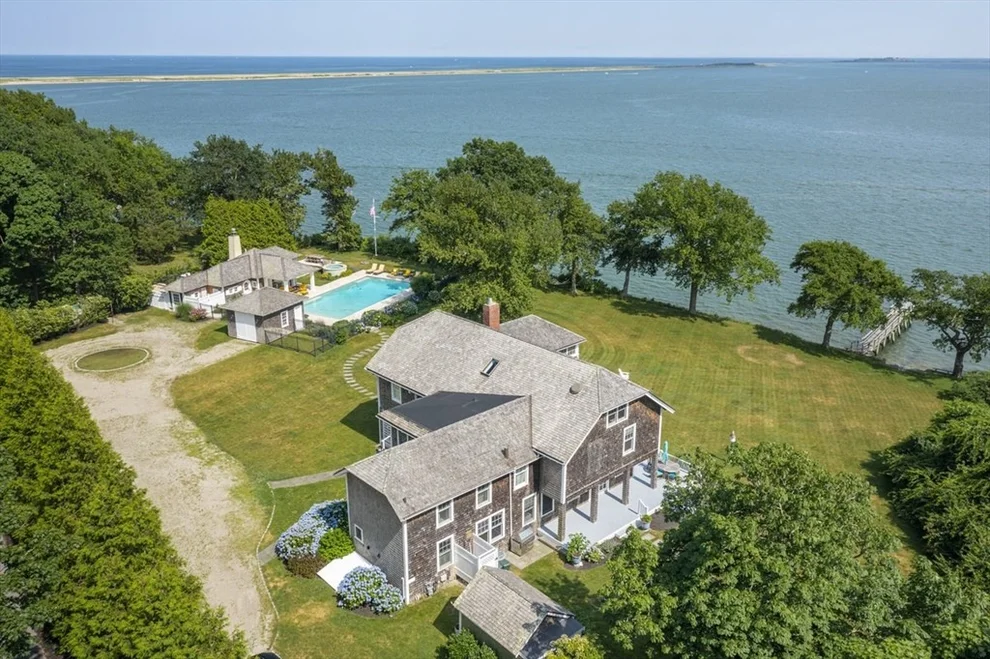 Unit for sale at 341 King Caesar Rd, Duxbury, MA 02332
