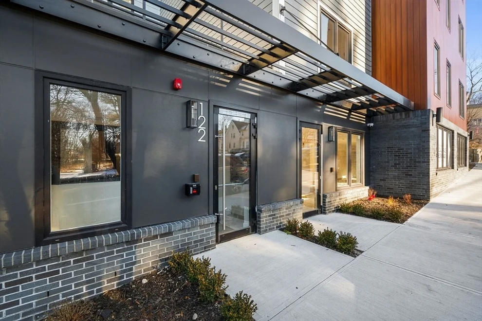 Unit for sale at 122 Washington, Weymouth, MA 02188