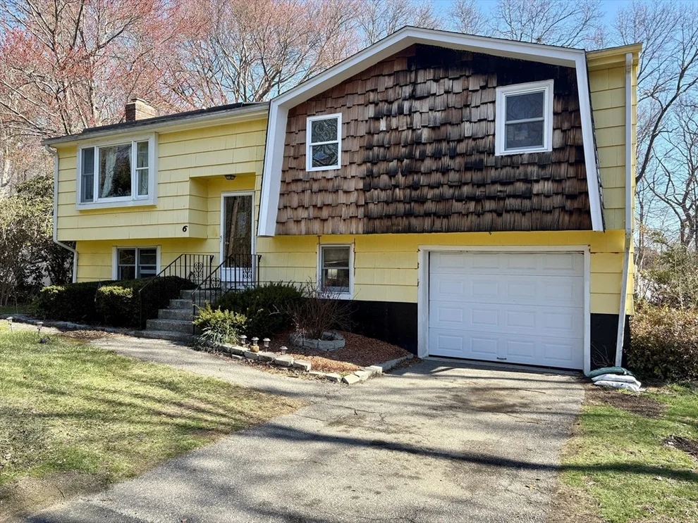 Unit for sale at 6 Alden Ave E, Randolph, MA 02368