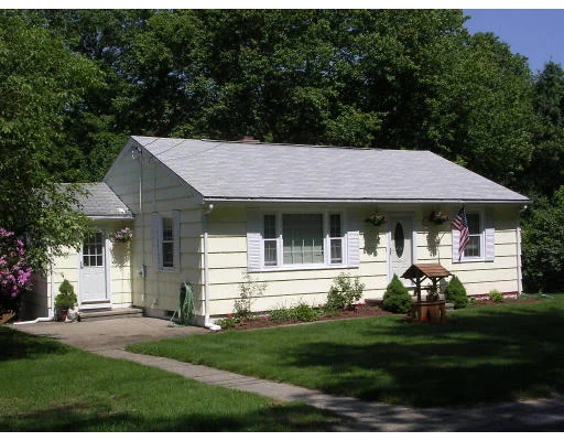 Unit for sale at 14 Carpenter Hill Road, Charlton, MA 01507