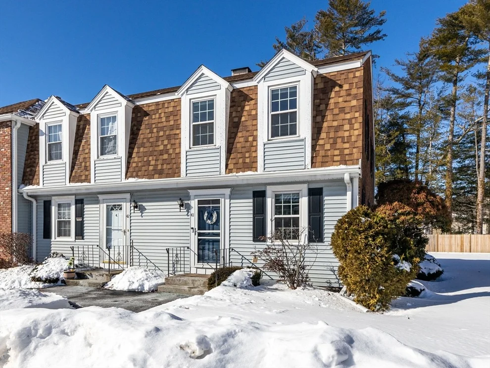 Unit for sale at 848 Plain St, Marshfield, MA 02050