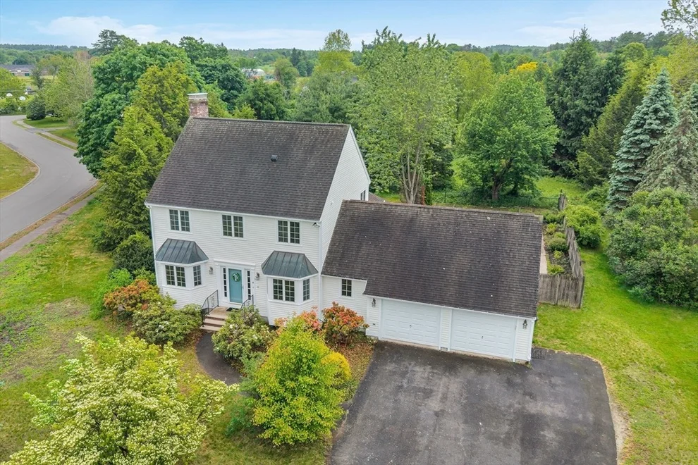 Unit for sale at 4 Meadow Dr, Littleton, MA 01460
