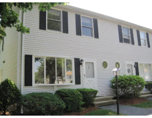 Unit for sale at 3 Northwoods Cirlce, Woburn, MA 01801